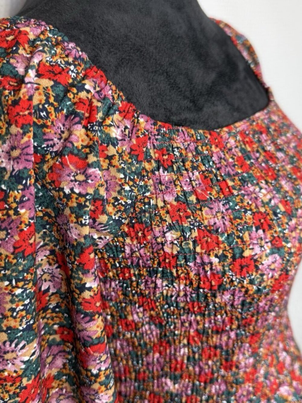 Floral Square Neck Smocked Dress 3 Ruffled Tiers SMALL, Red Lavender NWOT BTFBM - Picture 4 of 14